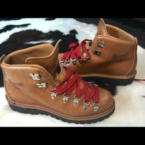 Danner Hiking Boots Mountain LT cascade size 7.5